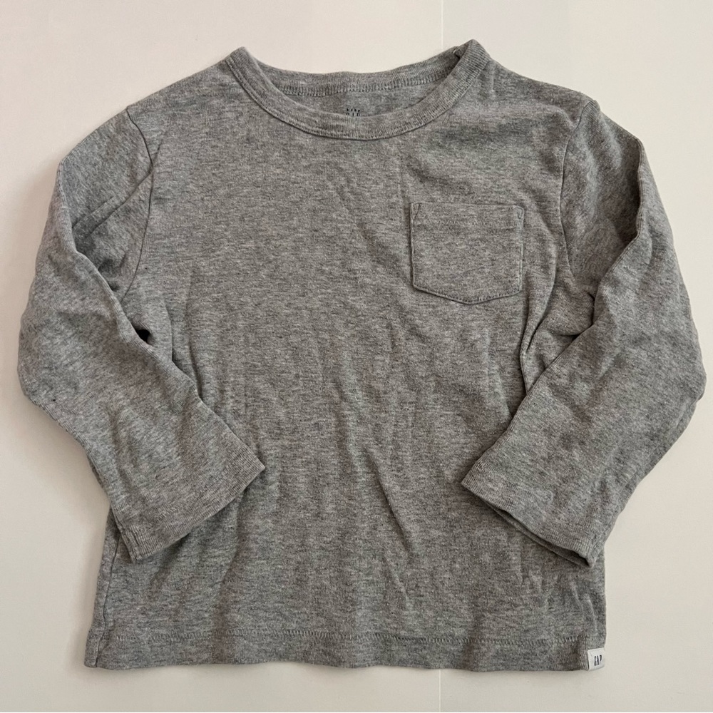 Baby GAP | long sleeve pocket crewneck grey